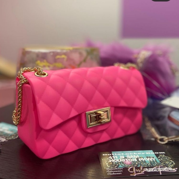 purses! - Picture 3 of 4